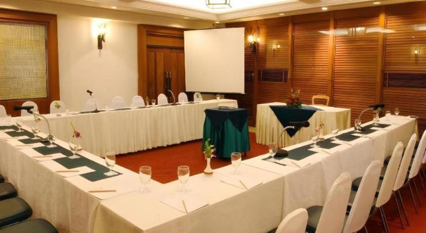 Lake View Hotel And Golf Club Hua Hin Exterior foto
